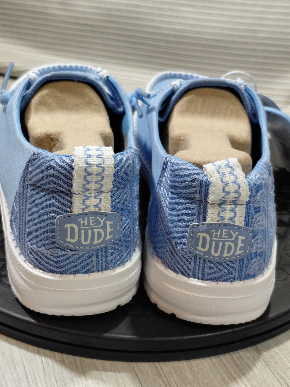 NWT Hey Dude Womens Wendy Surf Wash Blue White Denim Canvas Casual Comfort W8 - Picture 4 of 16
